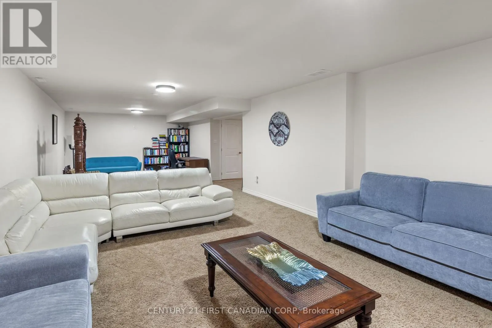 10 - 515 SKYLINE AVENUE, #10