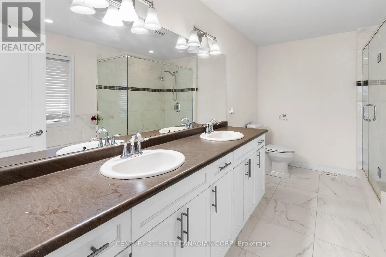 10 - 515 SKYLINE AVENUE, #10
