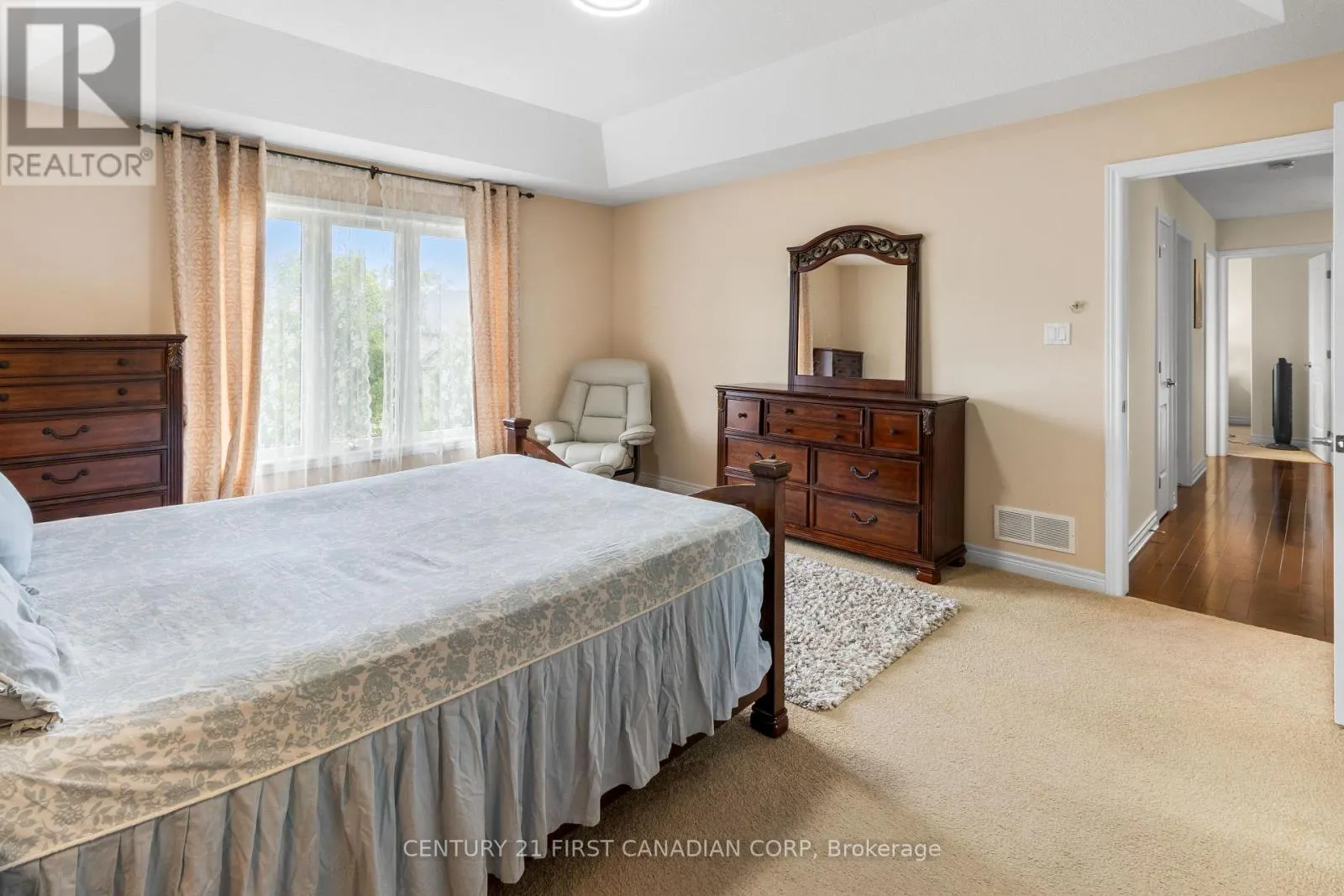 10 - 515 SKYLINE AVENUE, #10
