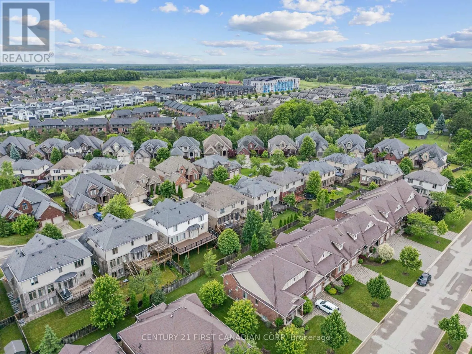 10 - 515 SKYLINE AVENUE, #10