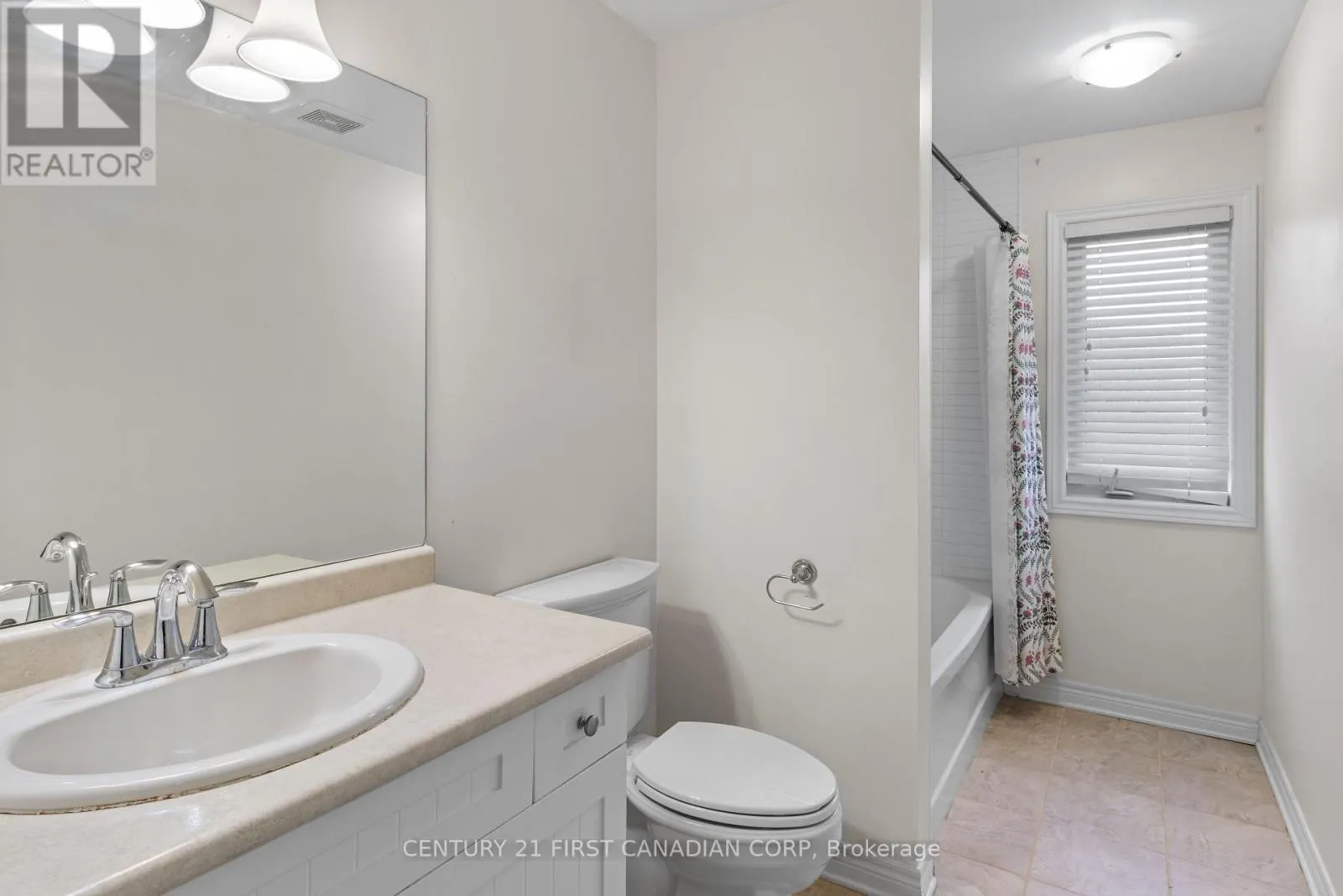 10 - 515 SKYLINE AVENUE, #10