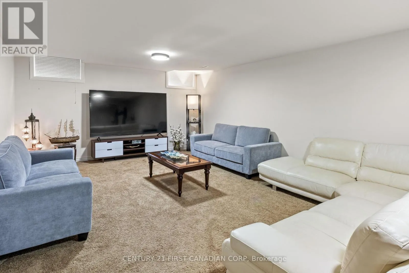10 - 515 SKYLINE AVENUE, #10