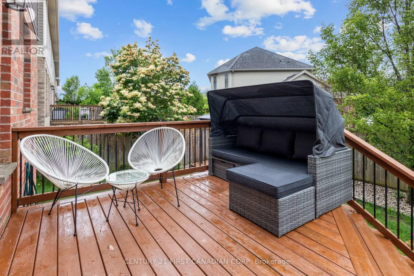 10 - 515 SKYLINE AVENUE, #10