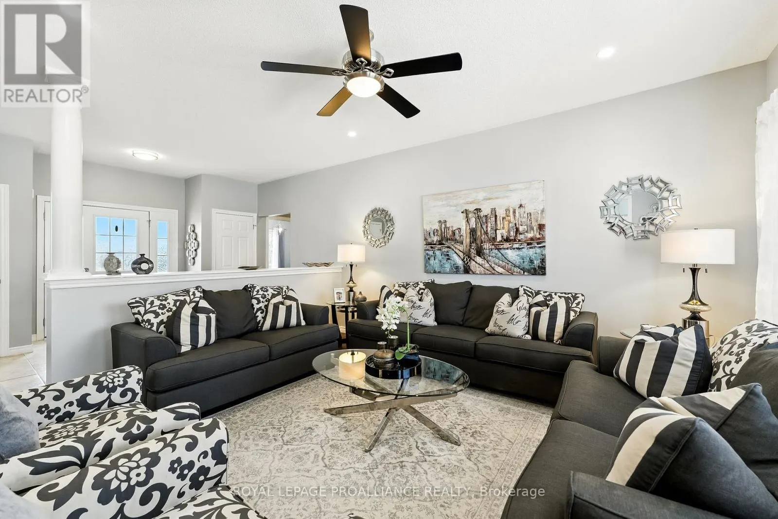 278 IVEY CRESCENT