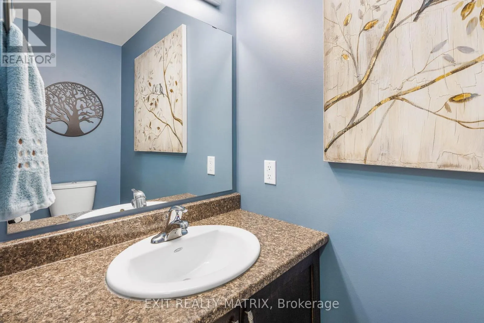 23 COBBLESTONE DRIVE