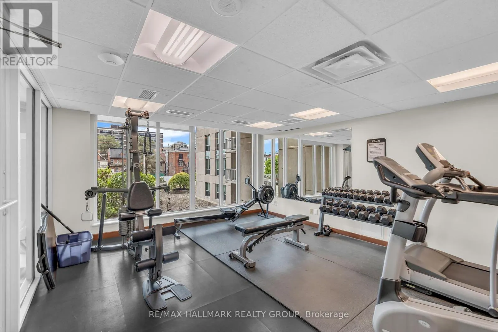 702 - 234 RIDEAU STREET