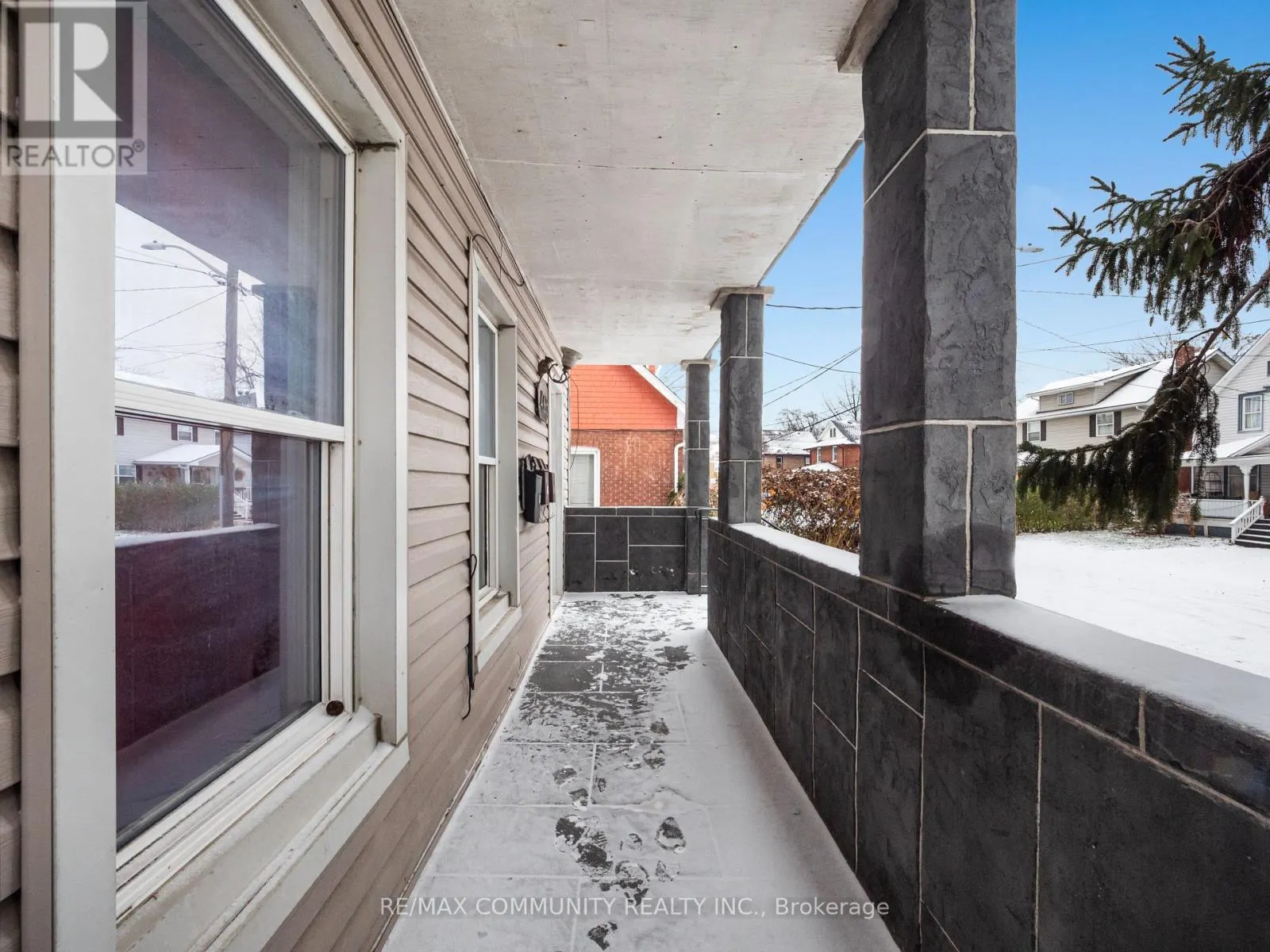 4769 MCDOUGALL CRESCENT