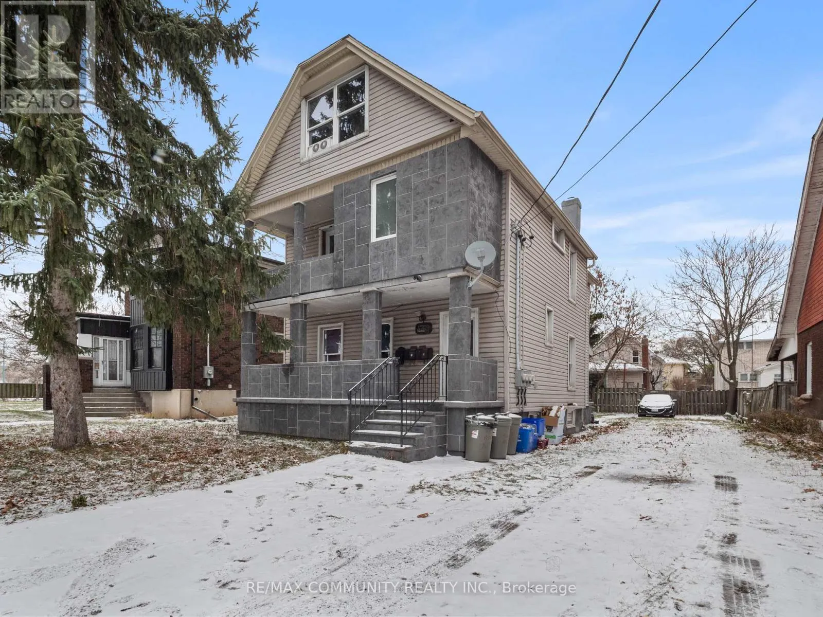 4769 MCDOUGALL CRESCENT
