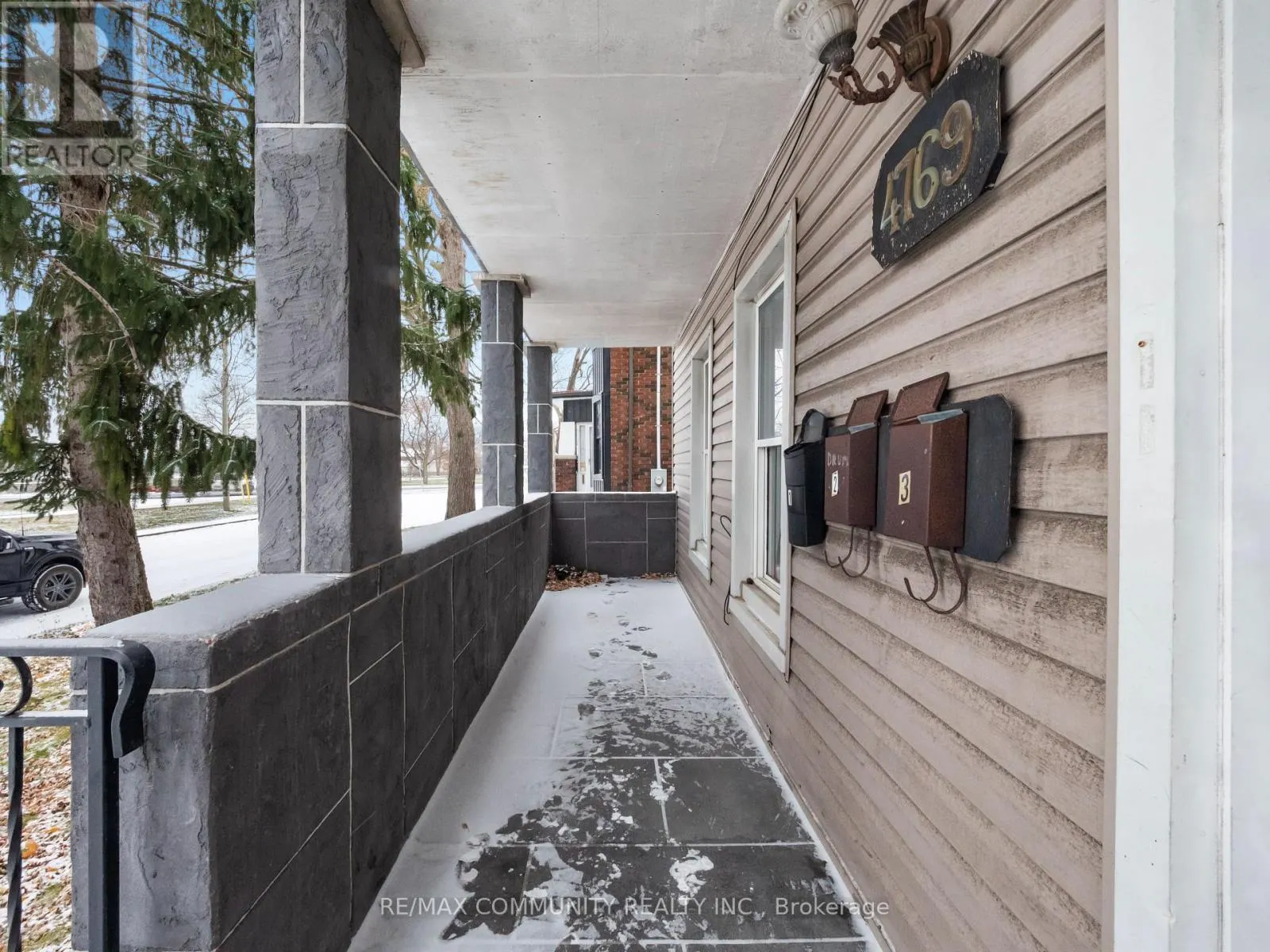 4769 MCDOUGALL CRESCENT