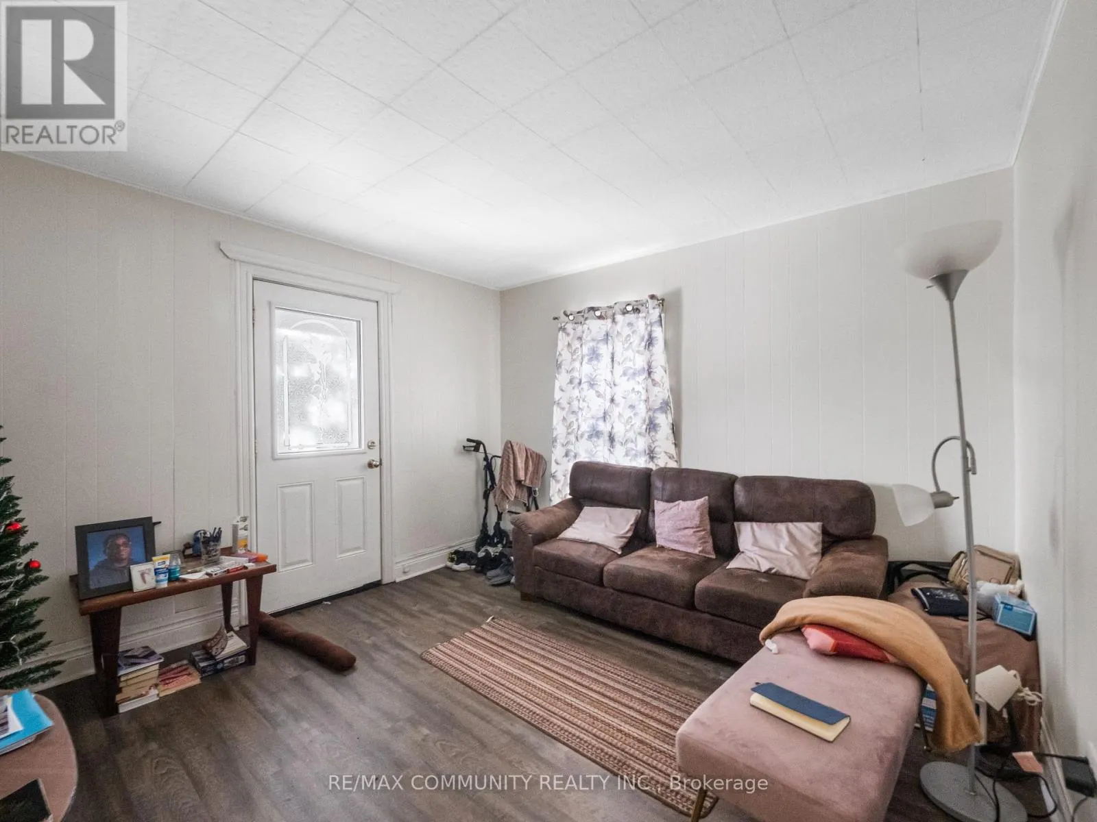 4769 MCDOUGALL CRESCENT
