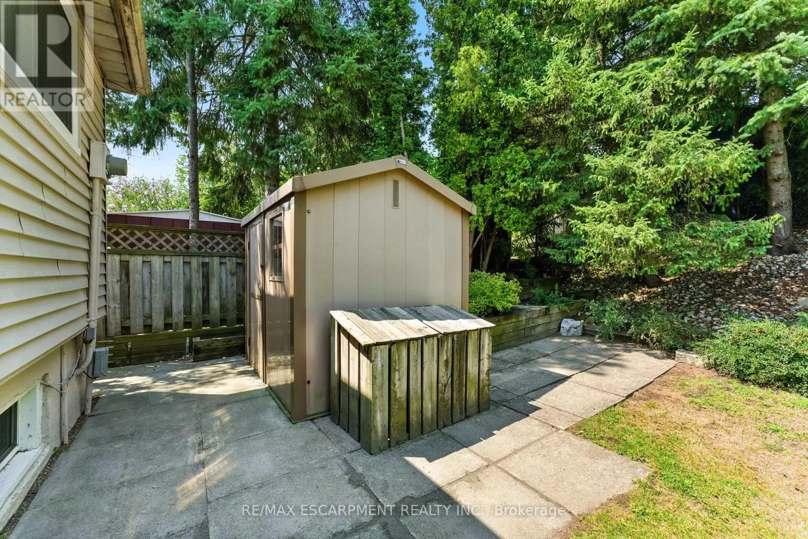 51 PLEASANT AVENUE
