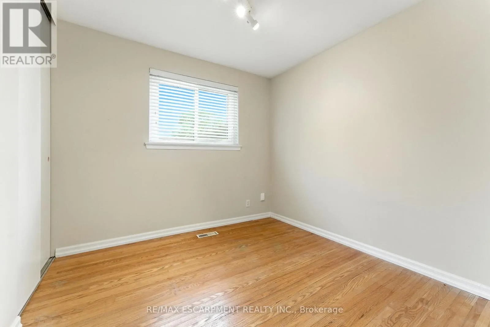 51 PLEASANT AVENUE