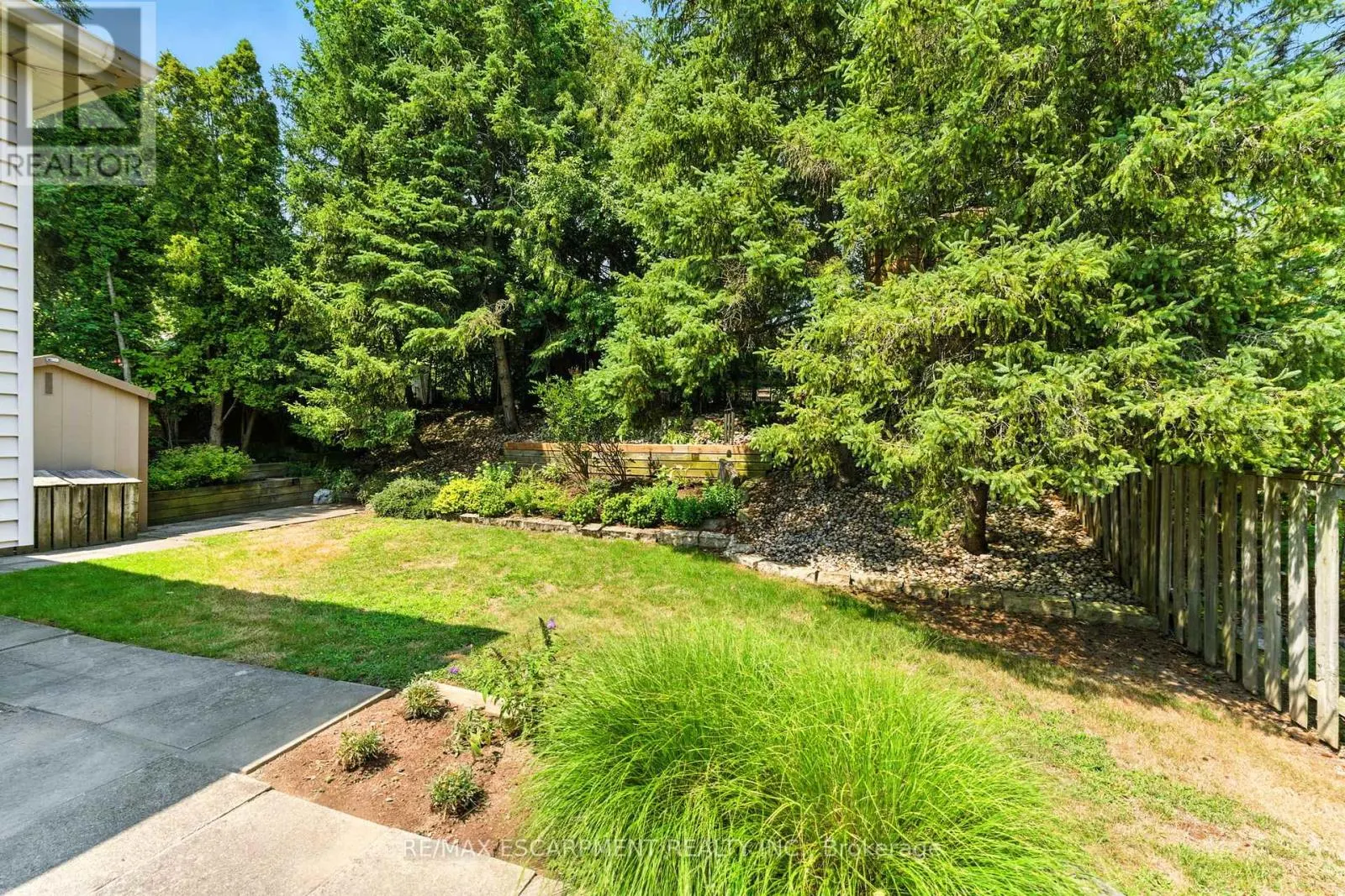 51 PLEASANT AVENUE