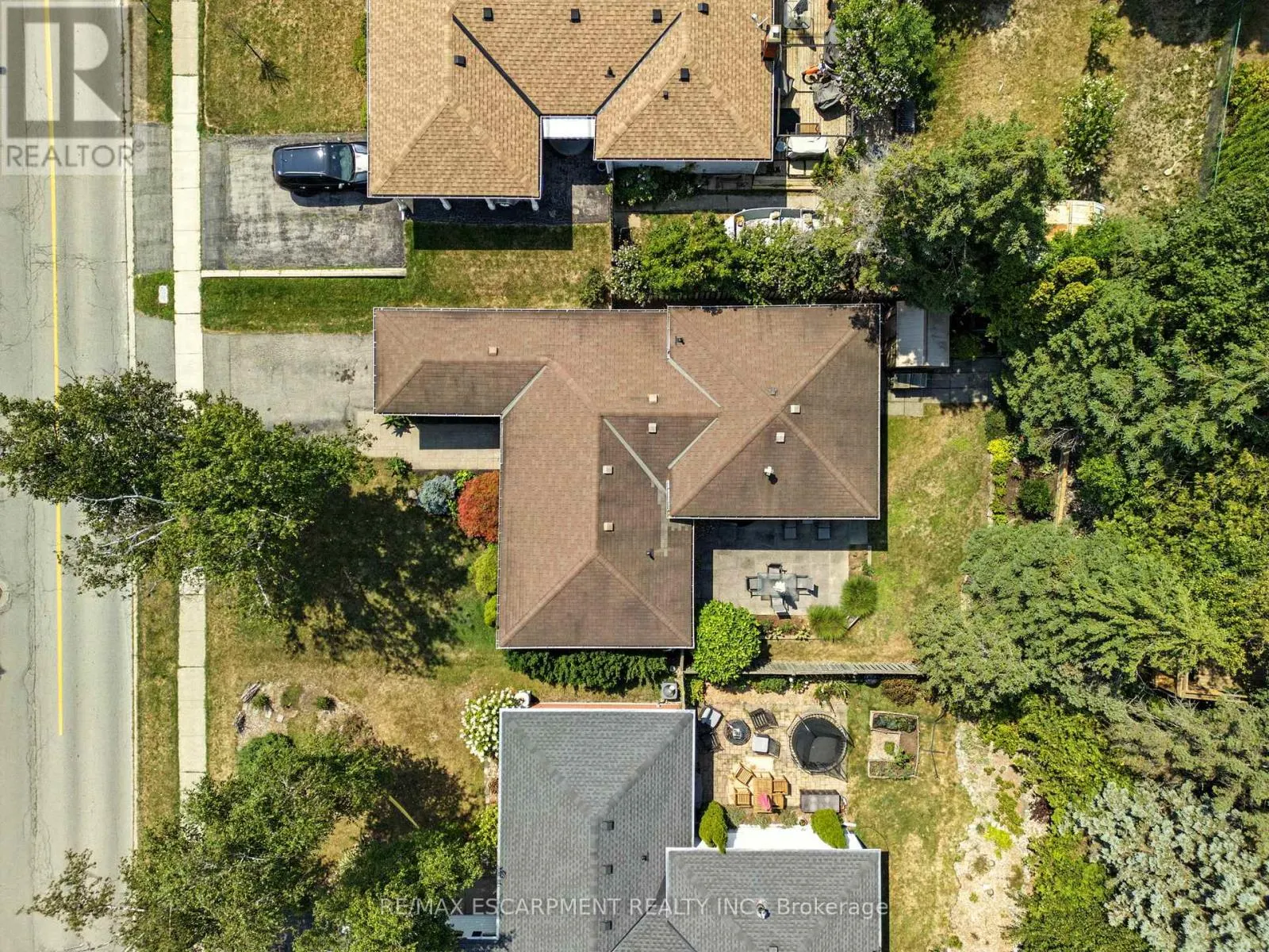 51 PLEASANT AVENUE