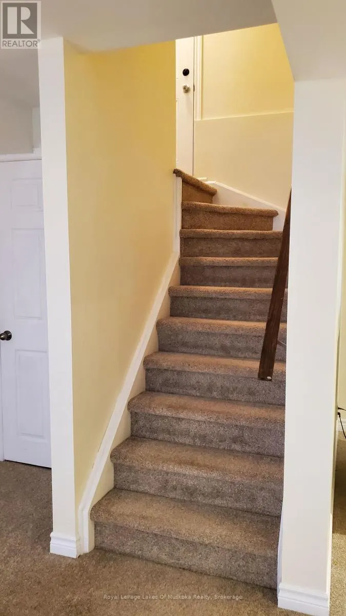 89 DAVIS STREET