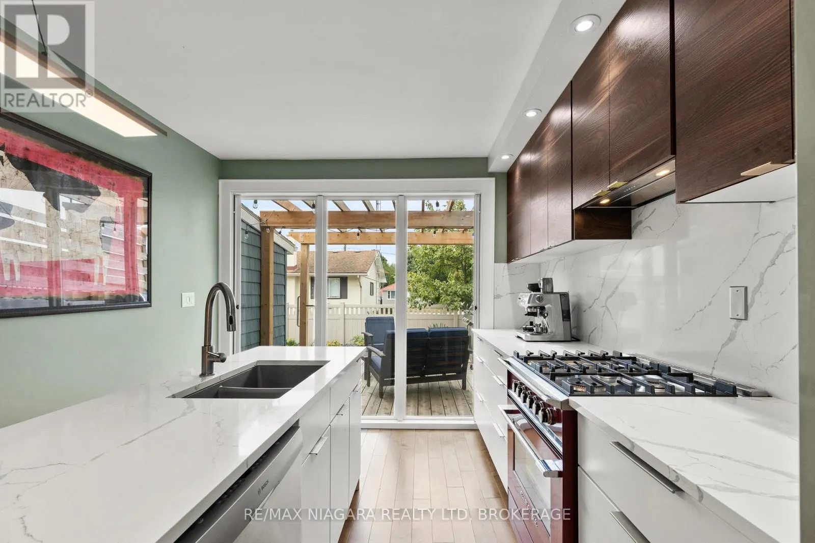 7 SHELLEY AVENUE