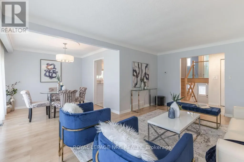 42 BEACHVIEW DRIVE
