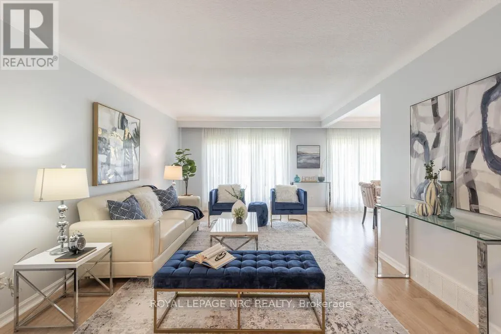 42 BEACHVIEW DRIVE