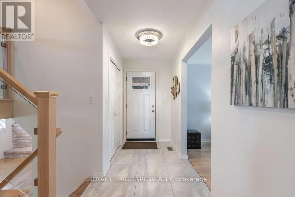 42 BEACHVIEW DRIVE
