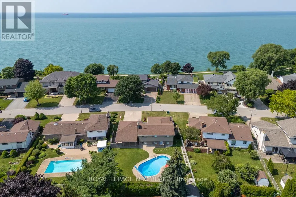 42 BEACHVIEW DRIVE