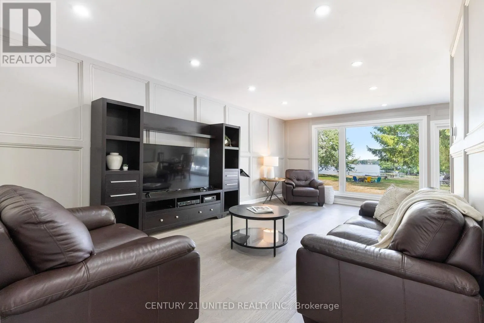 1143 CONNAUGHT DRIVE