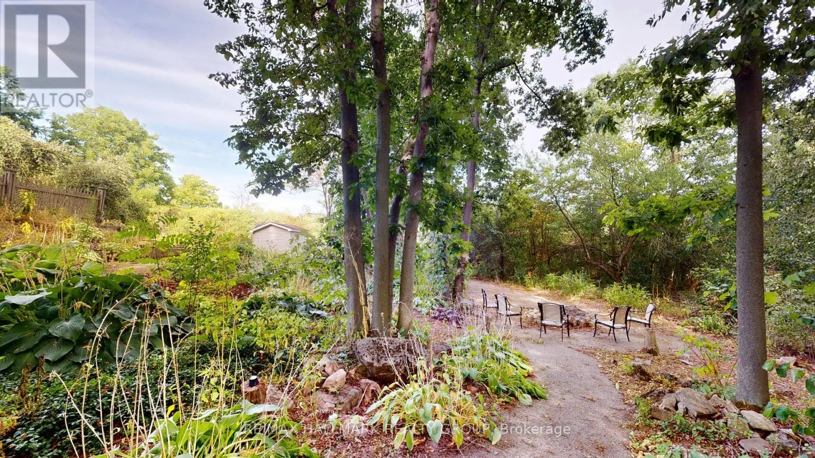 2661 MCINTOSH ROAD W