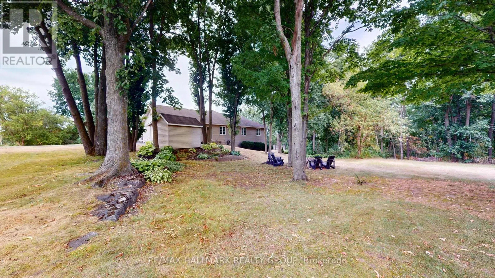 2661 MCINTOSH ROAD W
