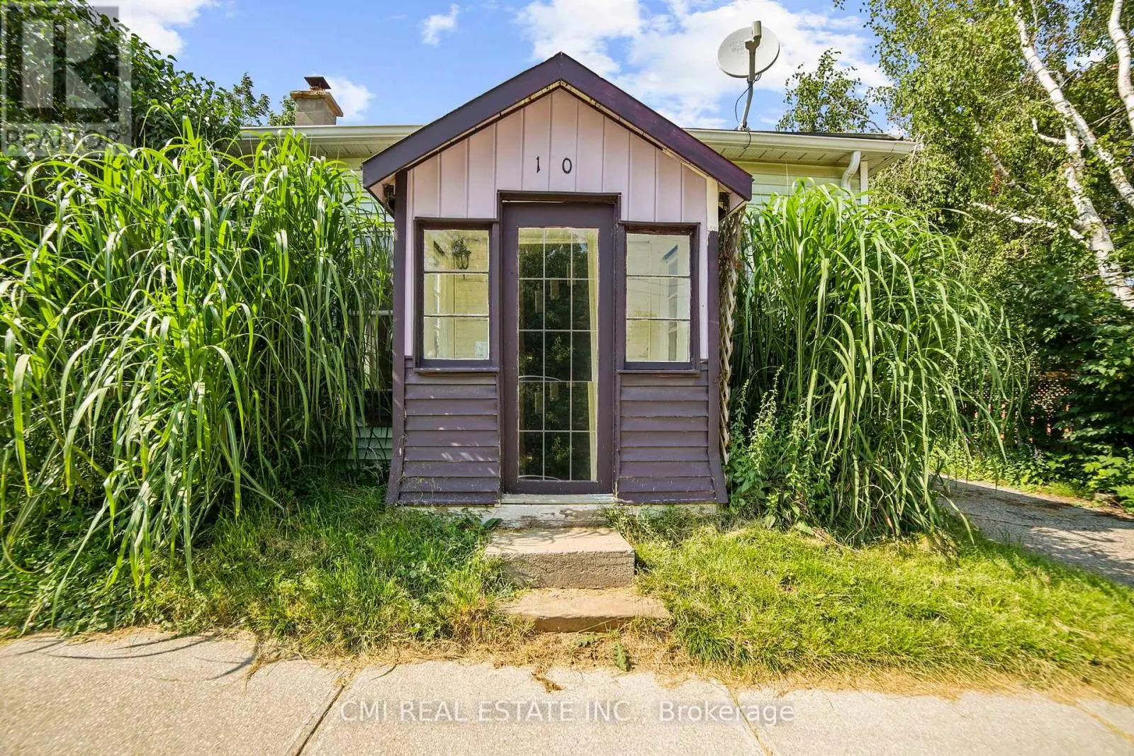 120 SECOND AVENUE E