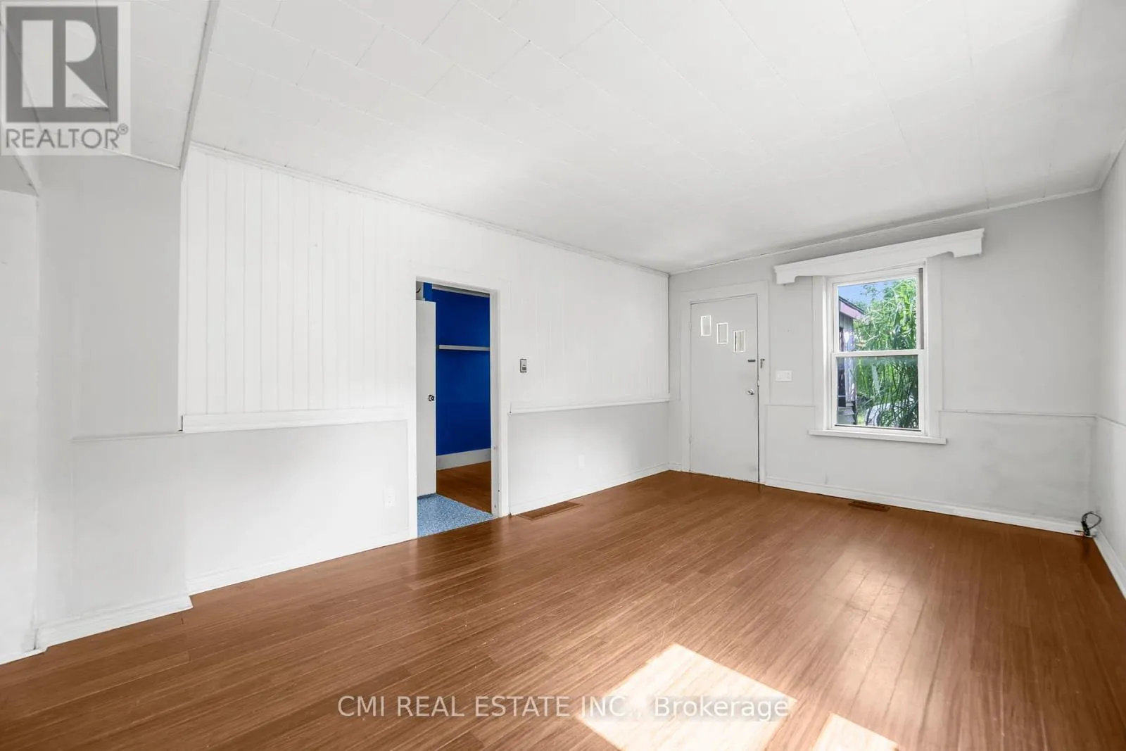 120 SECOND AVENUE E