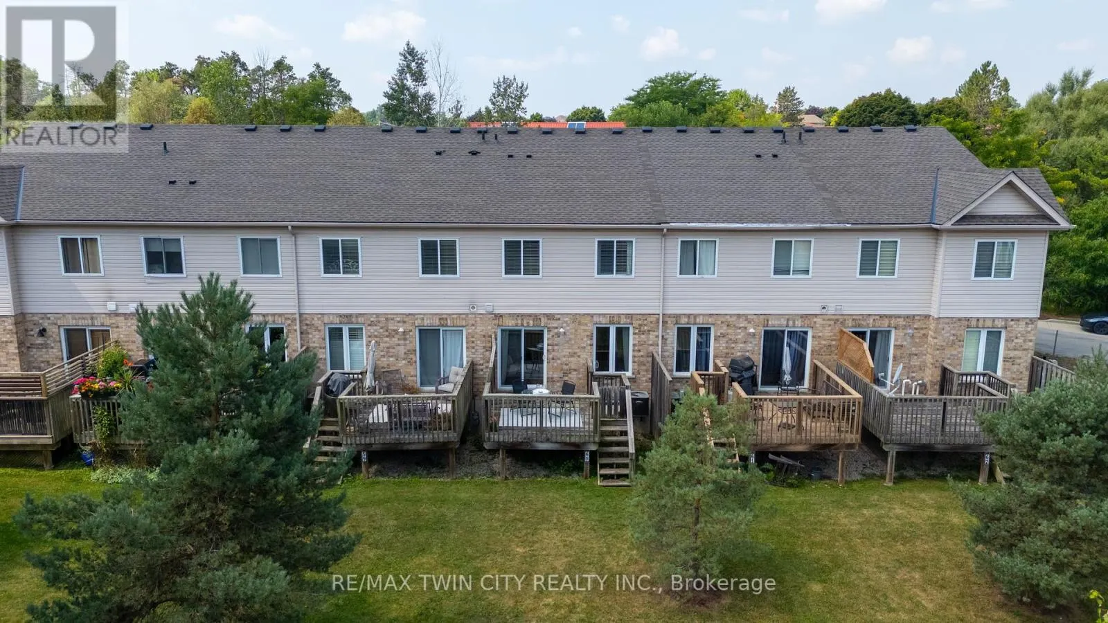 60 - 169 BISMARK DRIVE