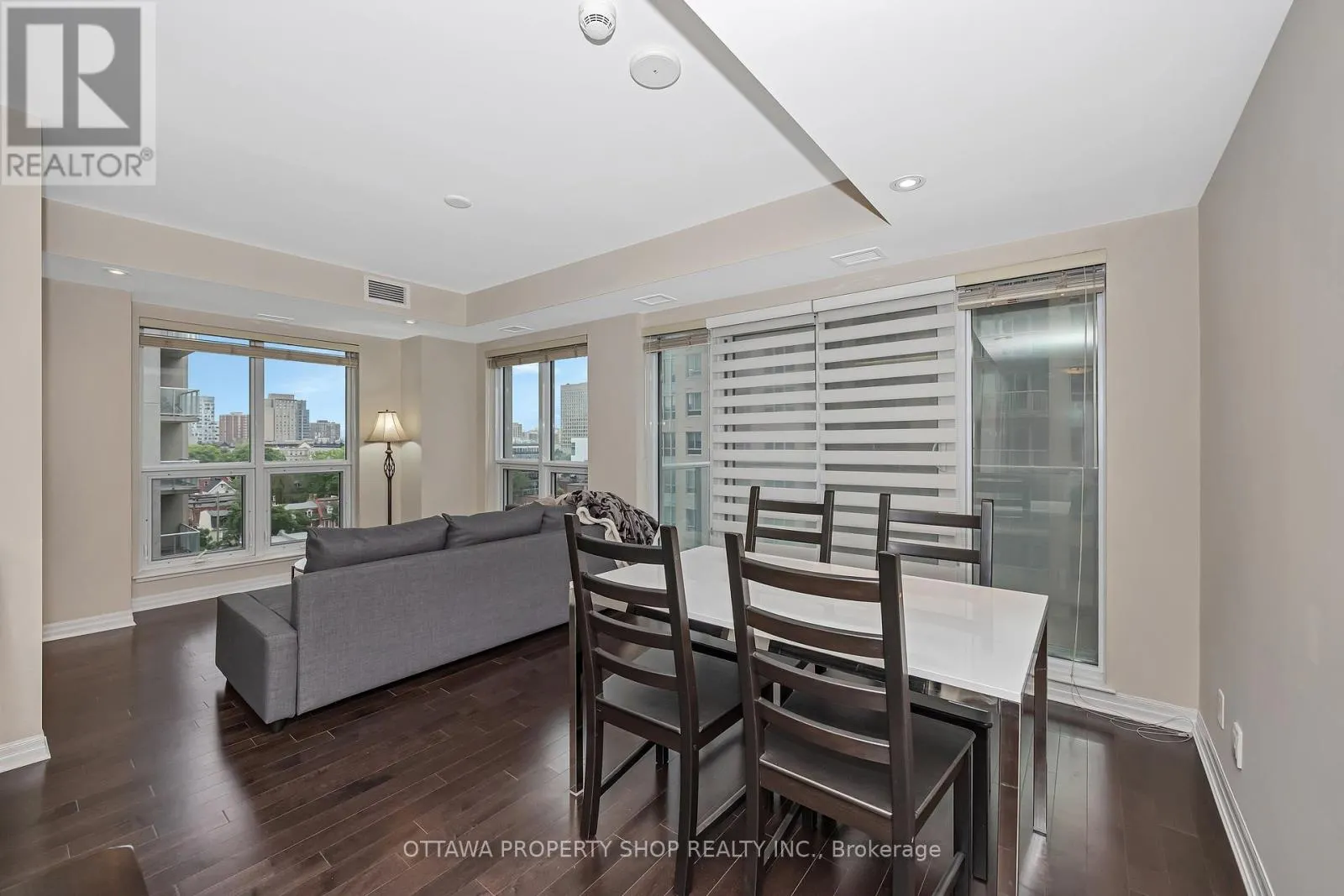 1209 - 242 RIDEAU STREET