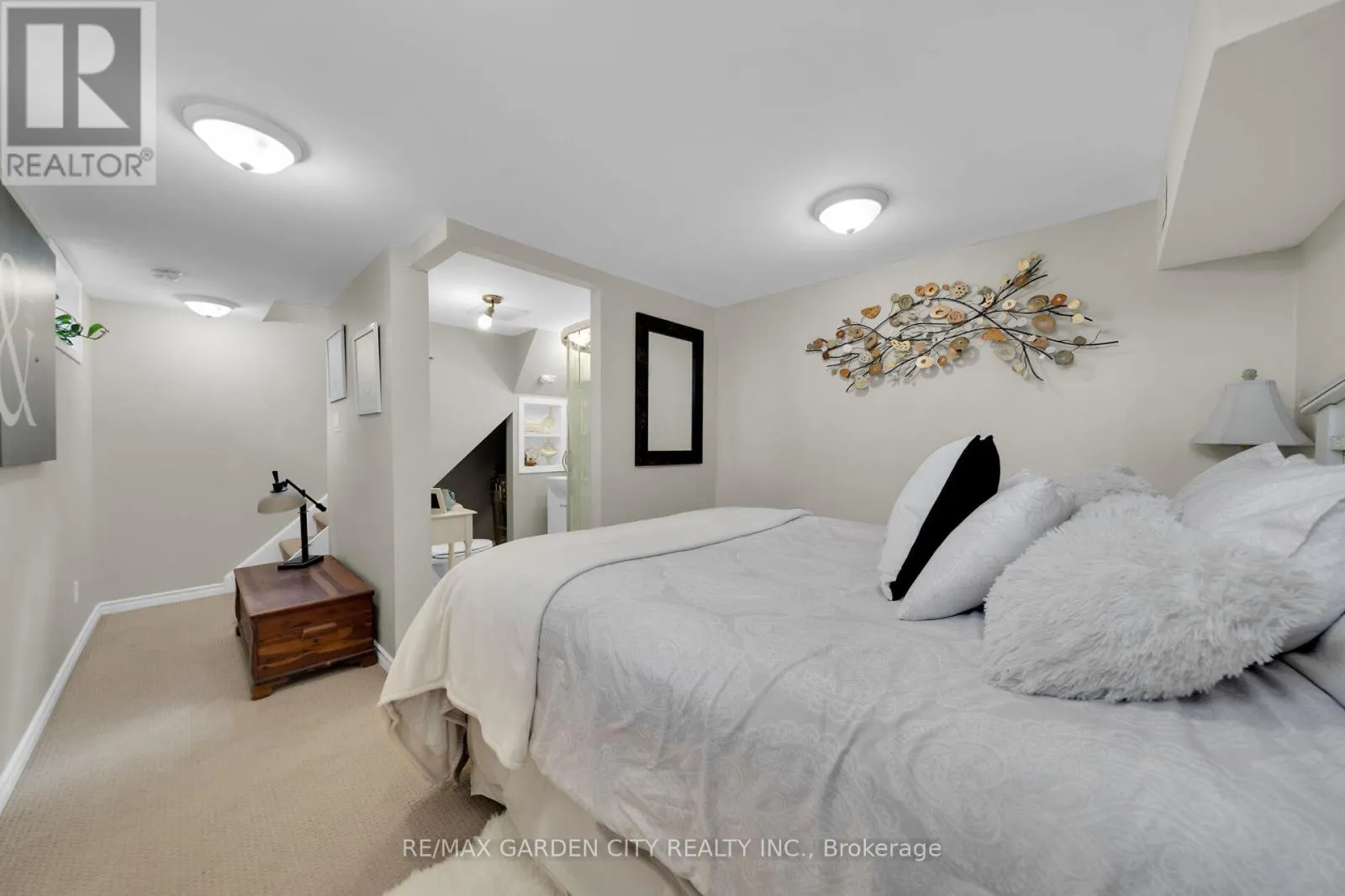 4165 WILLIAM STREET