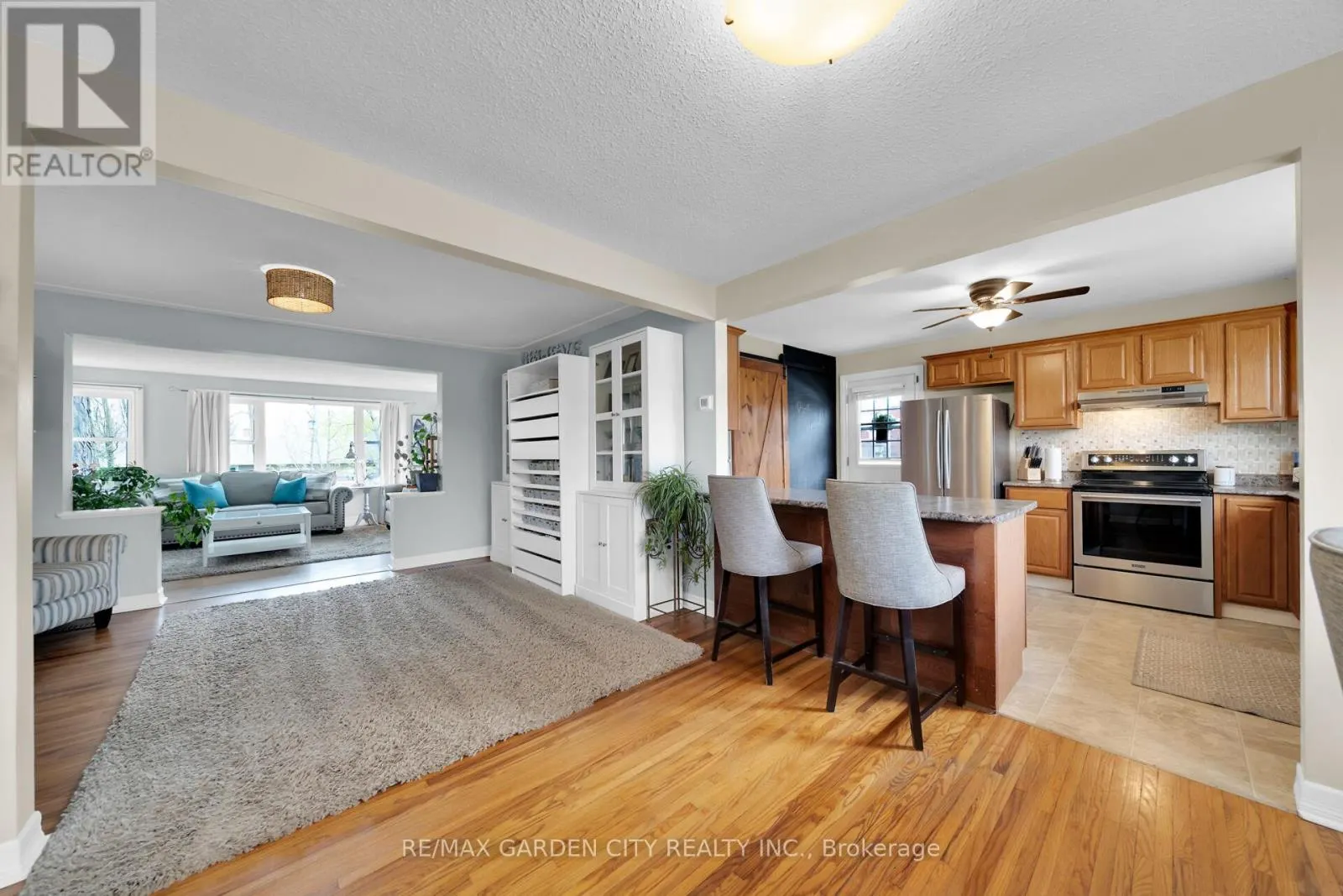 4165 WILLIAM STREET
