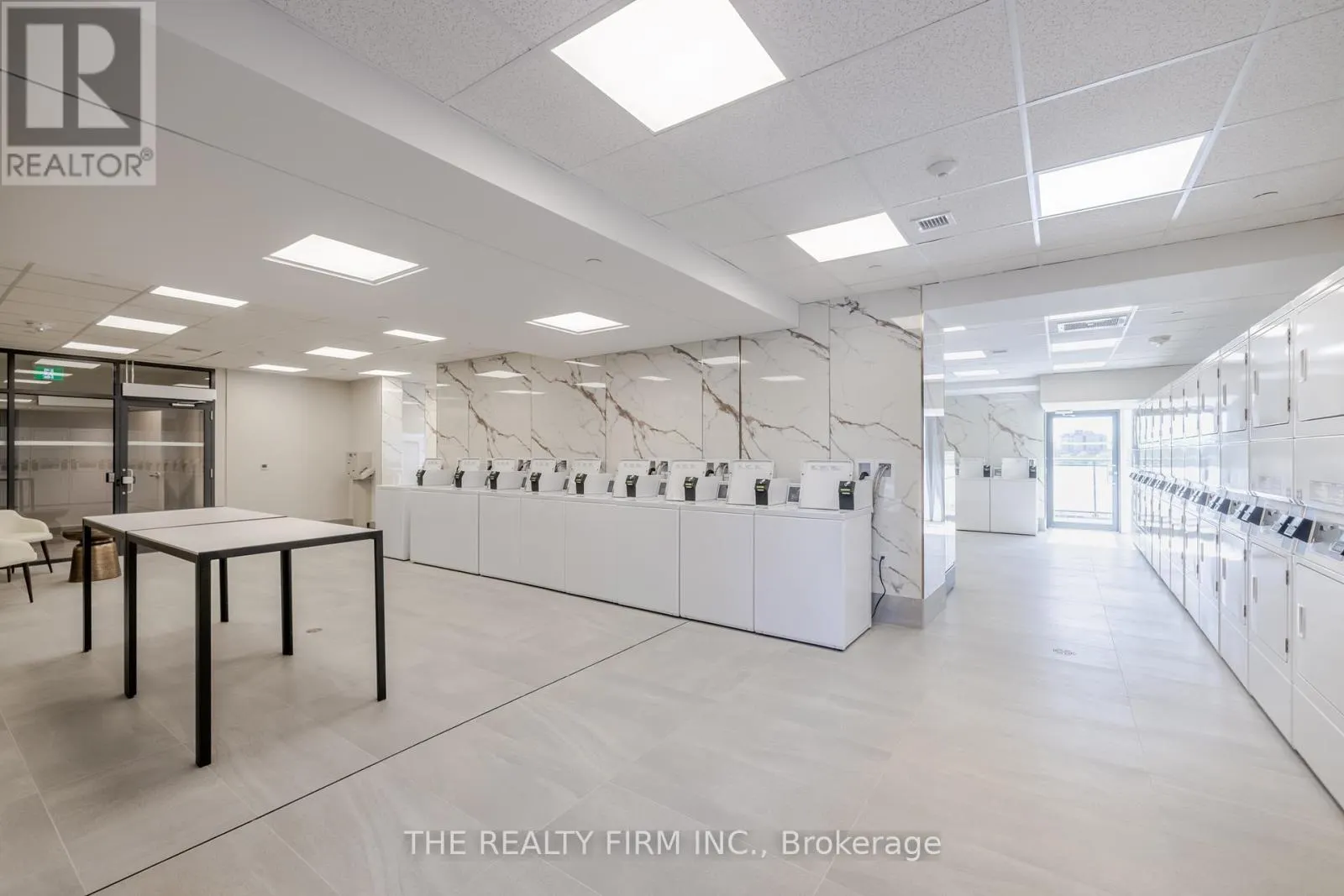 405 - 375 SOUTH STREET, #405