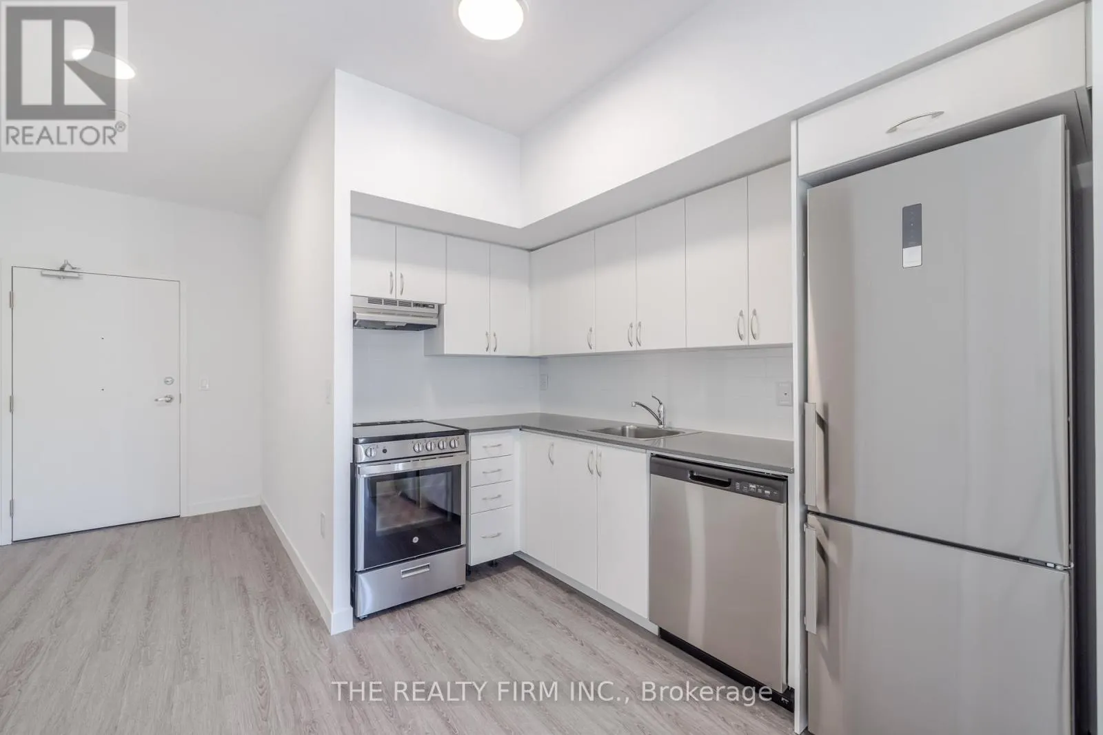 405 - 375 SOUTH STREET, #405