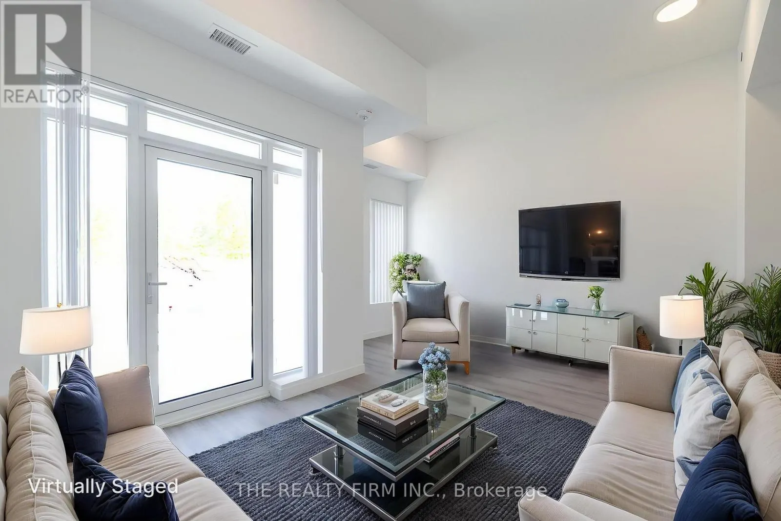 405 - 375 SOUTH STREET, #405