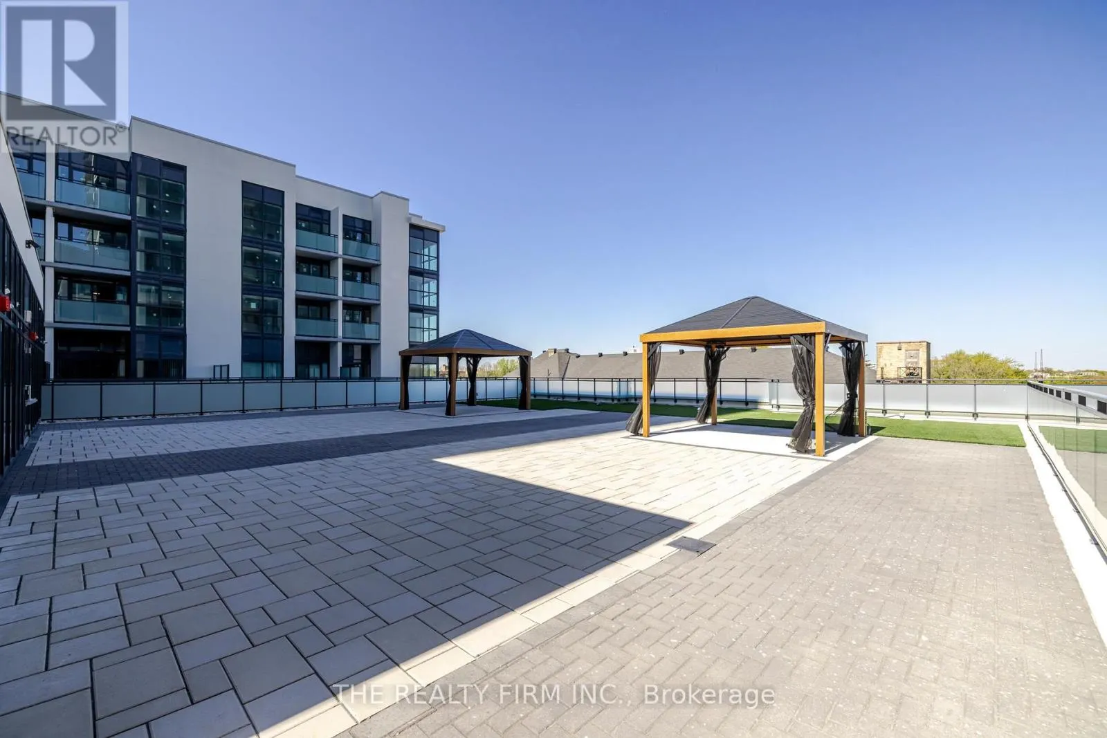 405 - 375 SOUTH STREET, #405