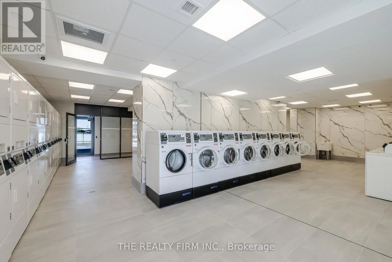 405 - 375 SOUTH STREET, #405