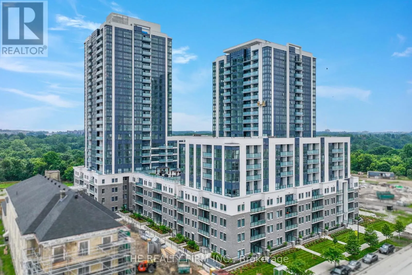 806 - 375 SOUTH STREET, #806