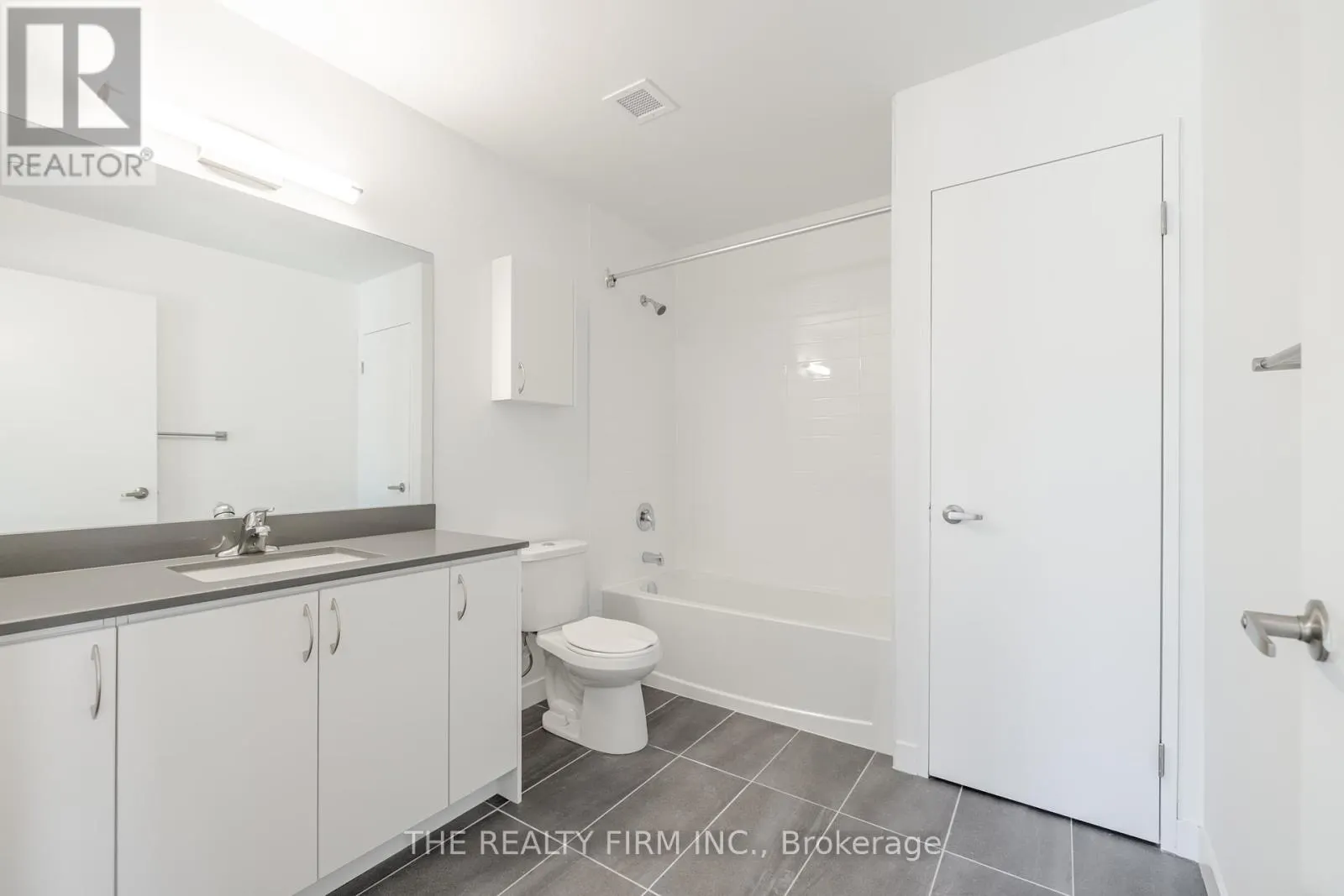 608 - 375 SOUTH STREET, #608
