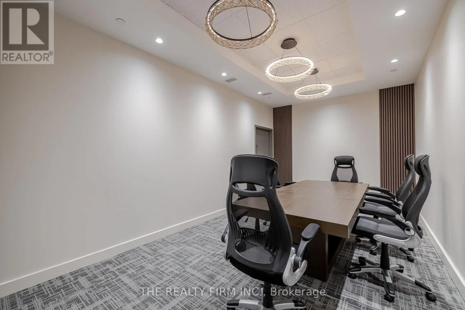 608 - 375 SOUTH STREET, #608