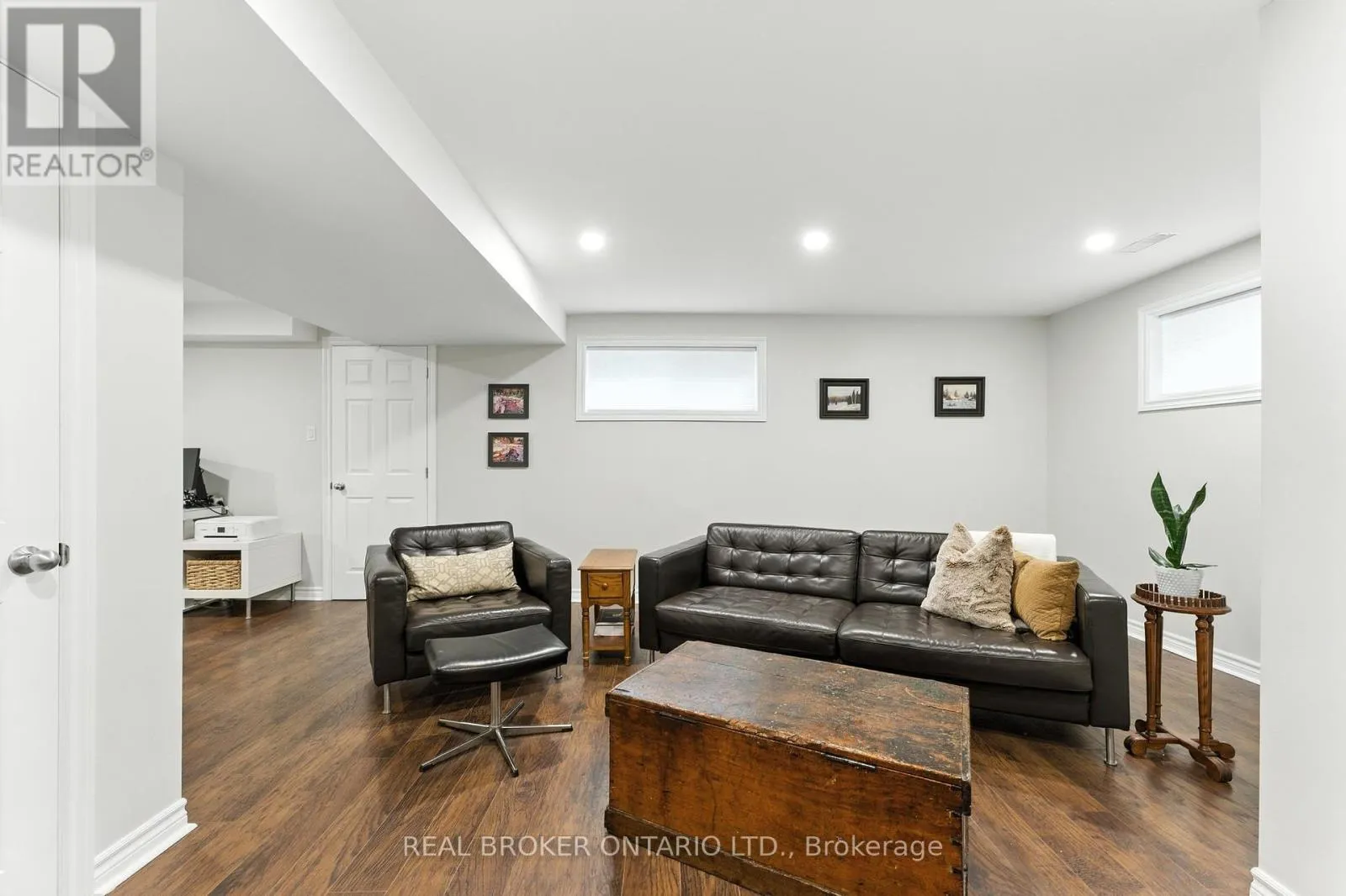 1768 COLEMAN CRESCENT