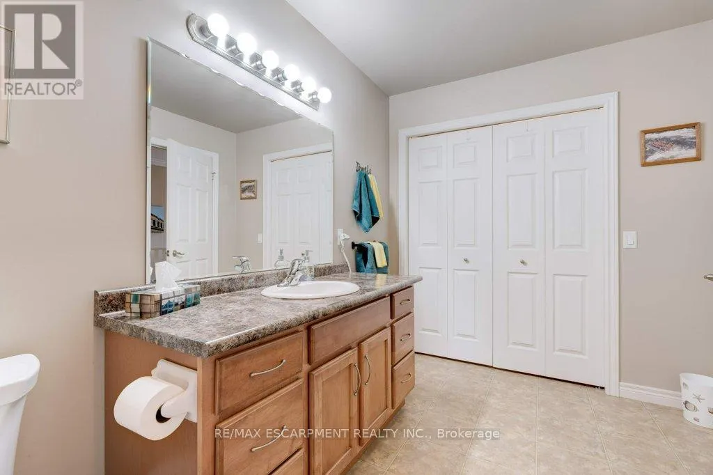 17 - 601 CONKLIN ROAD