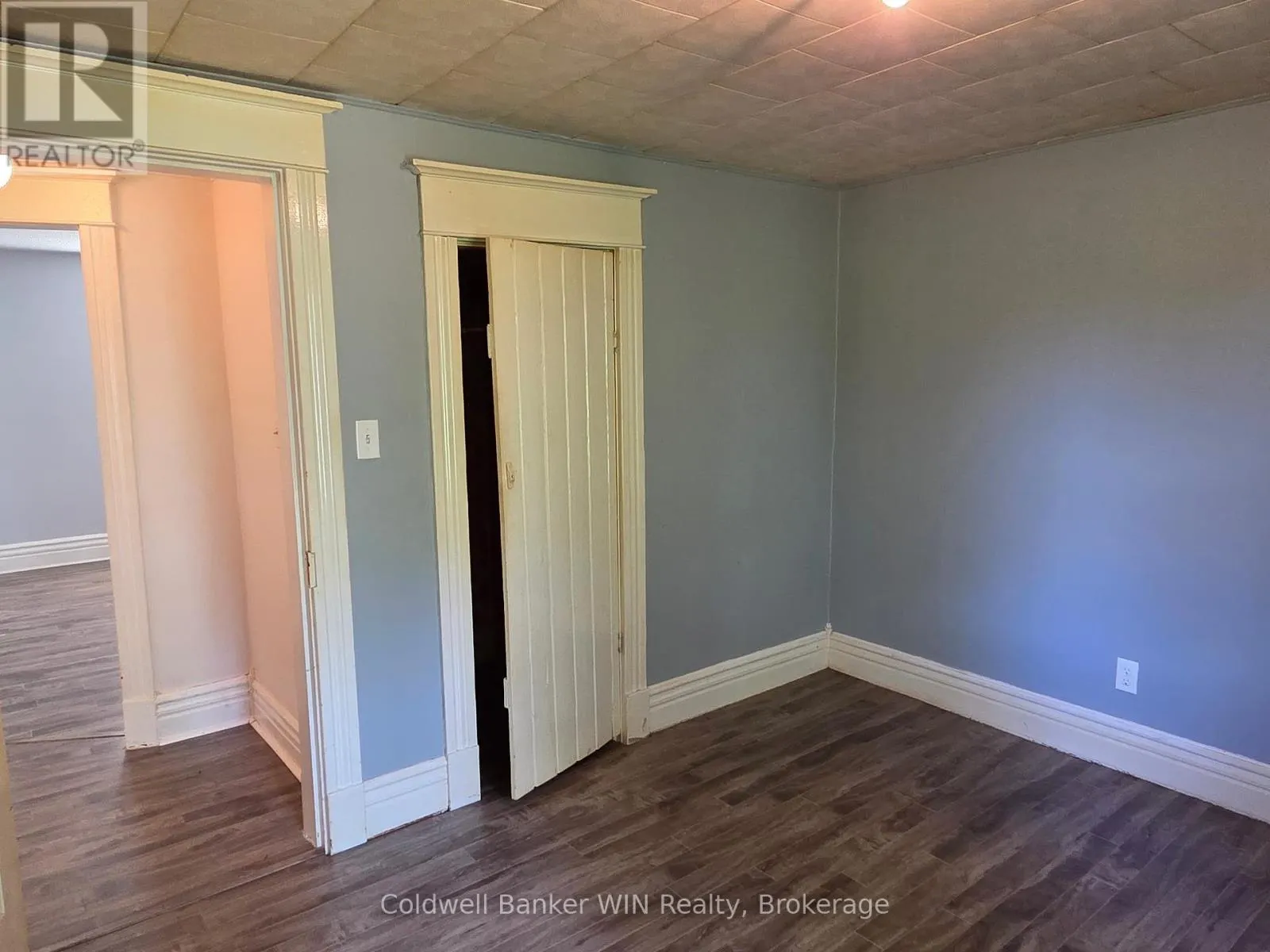 392017 GREY ROAD 109
