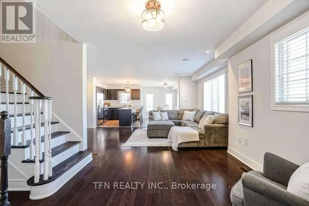 15 MCPHAIL PLACE