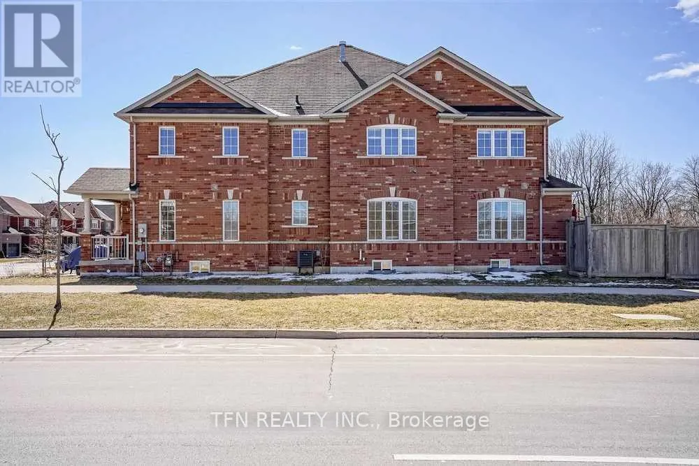 15 MCPHAIL PLACE