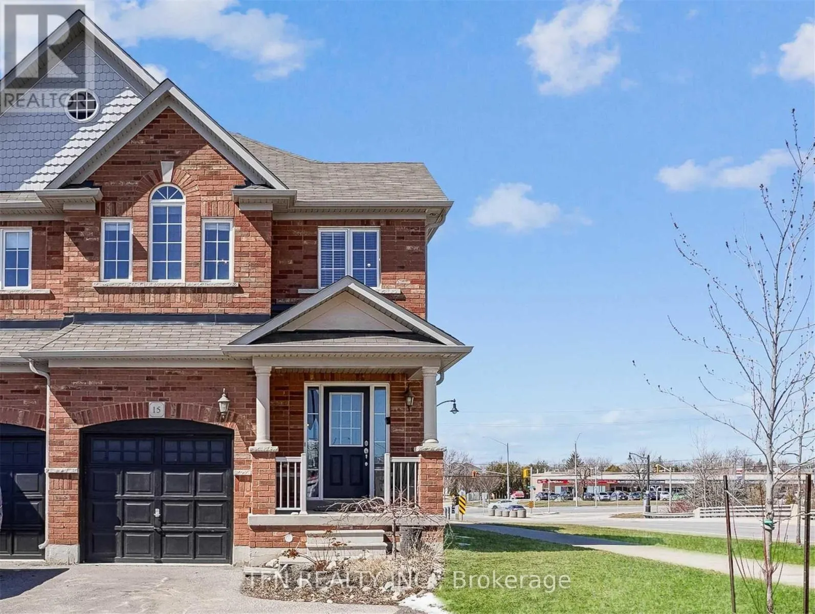 15 MCPHAIL PLACE