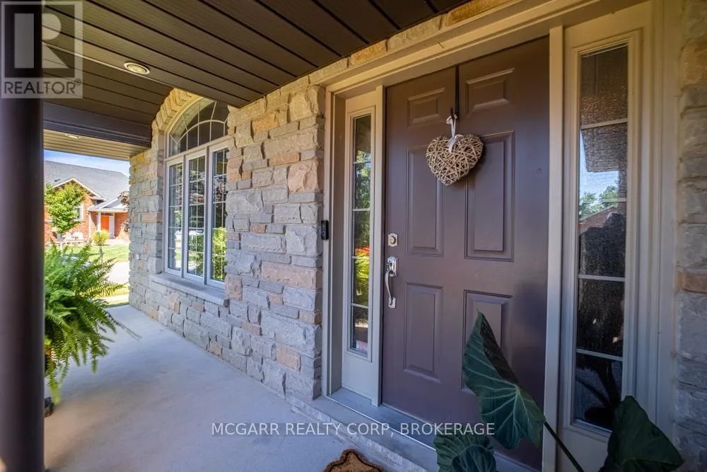 38 NICHOLAS DRIVE