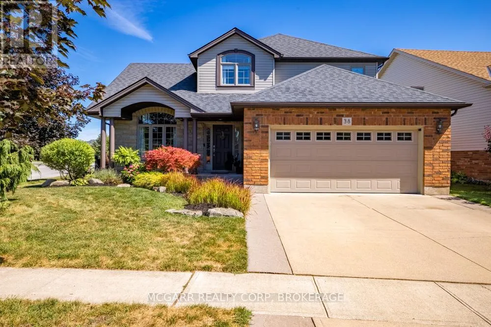 38 NICHOLAS DRIVE