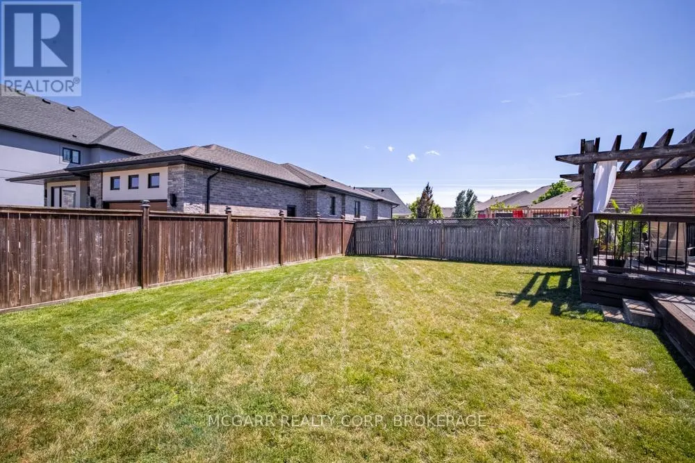 38 NICHOLAS DRIVE